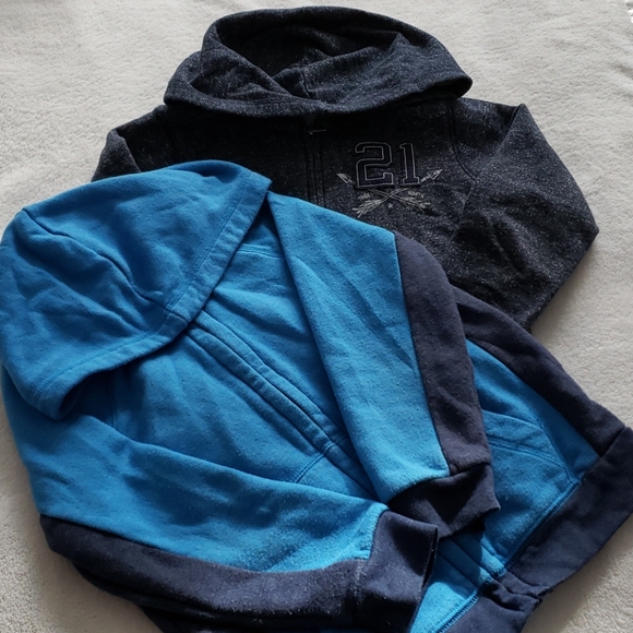 Cat & Jack Other - Lot of 2 - Boys Blue Cat & Jack Hoodie Bundle